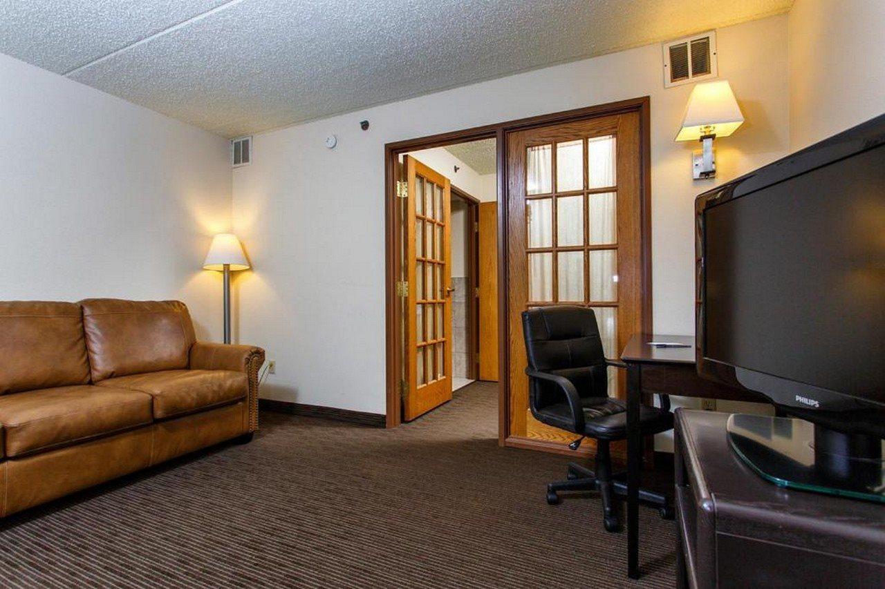 Americinn By Wyndham Green Bay West Экстерьер фото