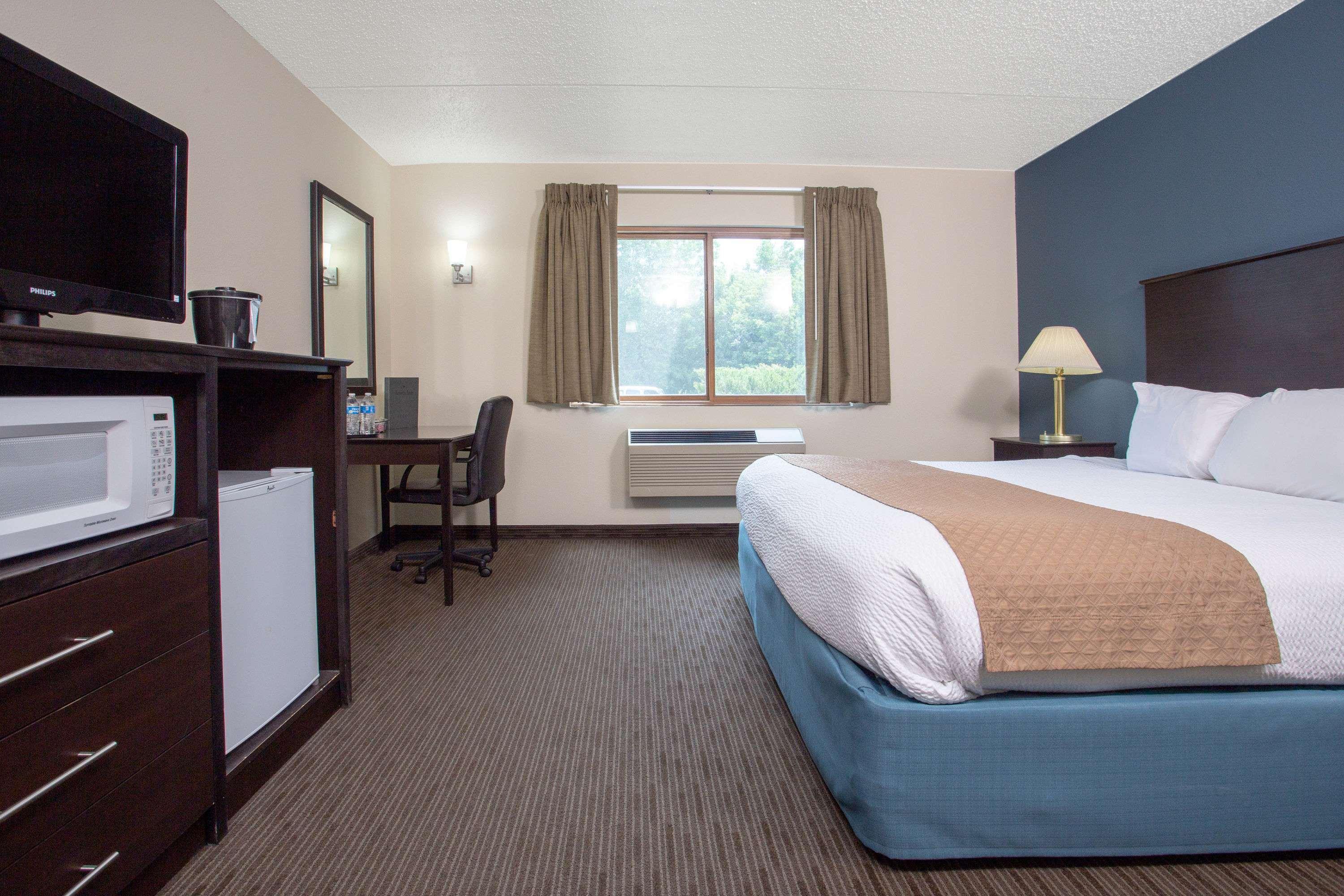 Americinn By Wyndham Green Bay West Экстерьер фото