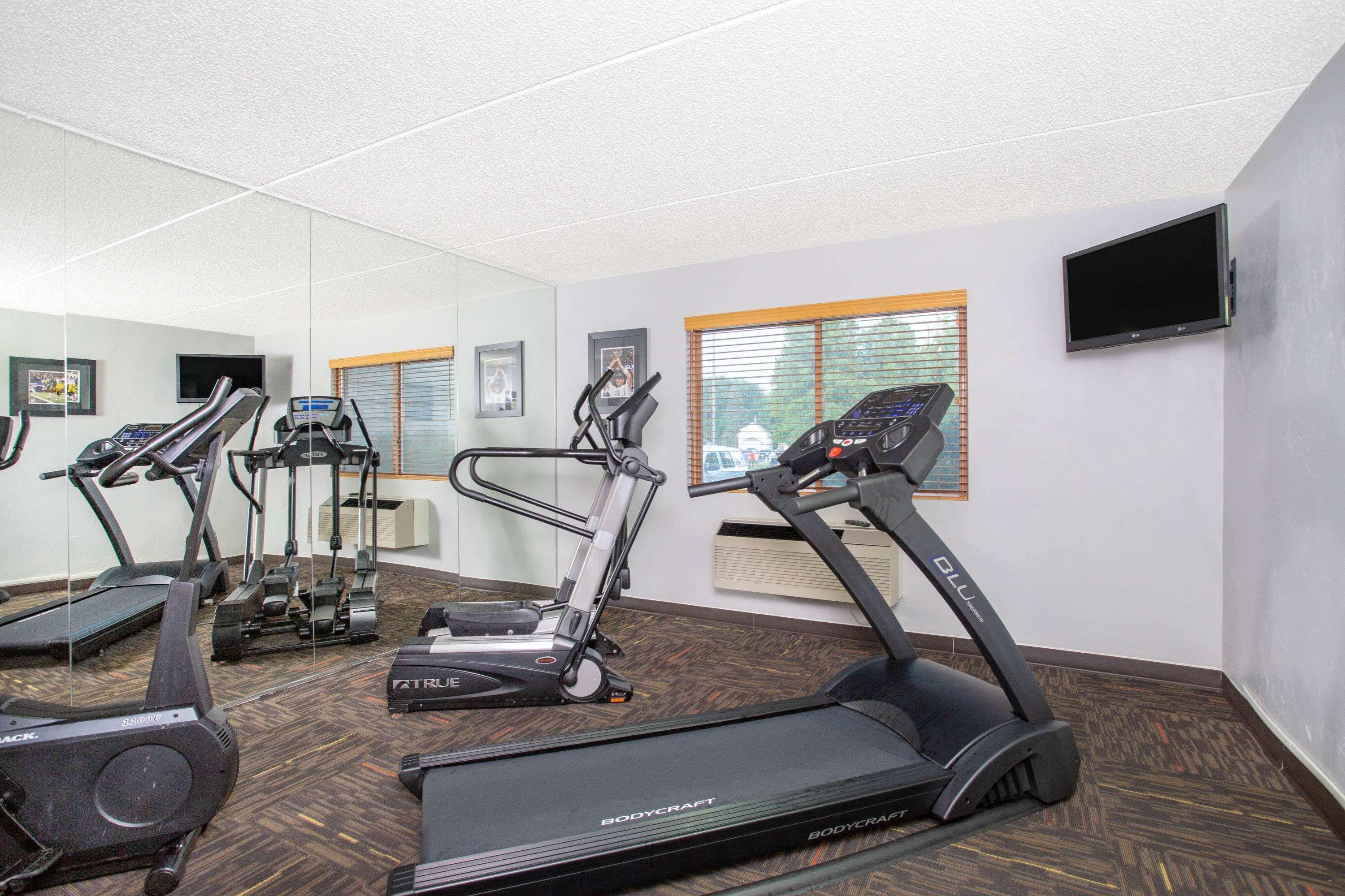 Americinn By Wyndham Green Bay West Экстерьер фото